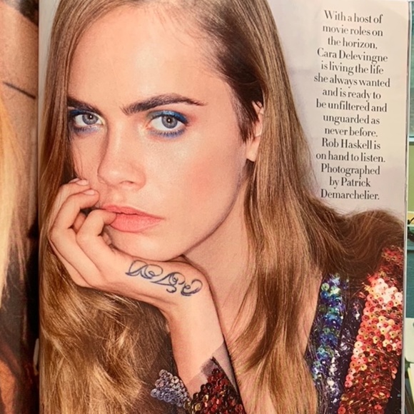 Vogue Magazine Cara Delevingne July 2015 - Picture 4 of 7